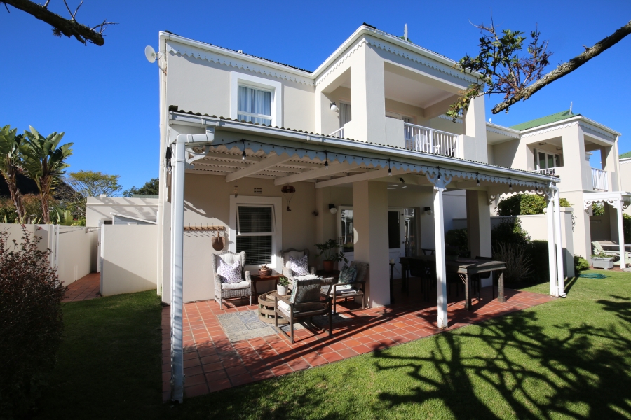 3 Bedroom Property for Sale in River Club Western Cape